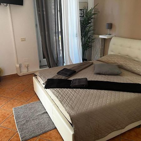 Destiny Home 2 Verona - Piazza Isolo Ngoại thất bức ảnh