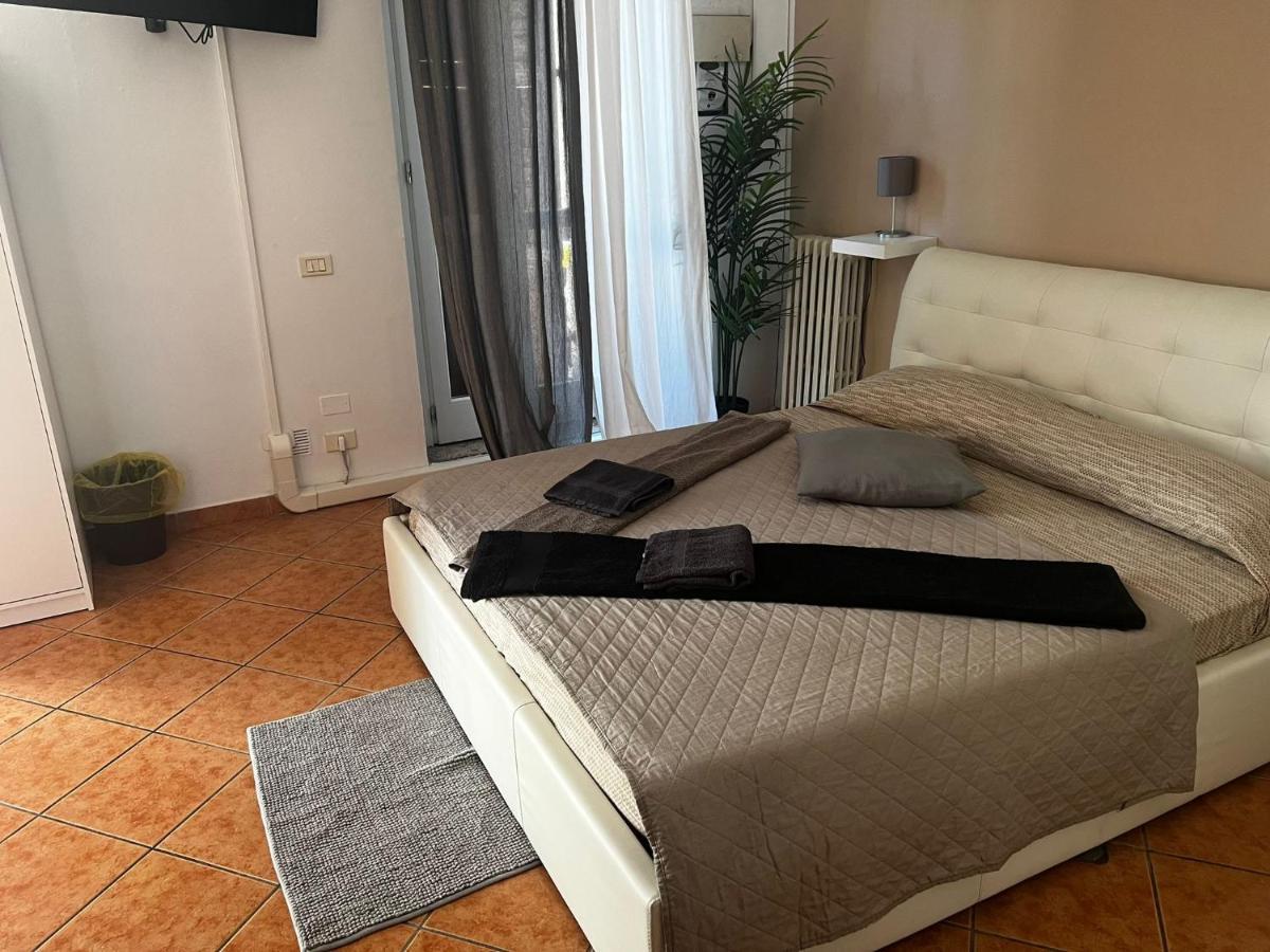 Destiny Home 2 Verona - Piazza Isolo Ngoại thất bức ảnh